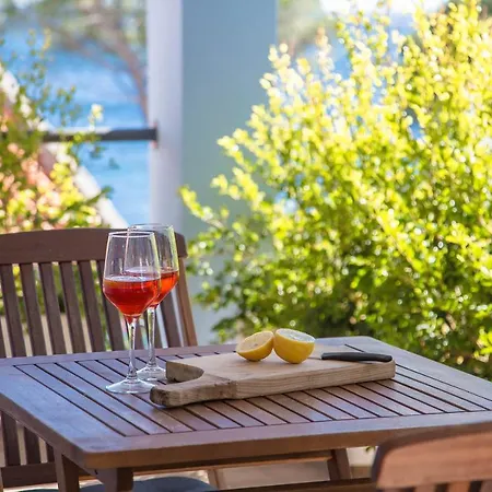 Casa Delfina, Vicinissima Al Mare Iun R1039 別荘 *