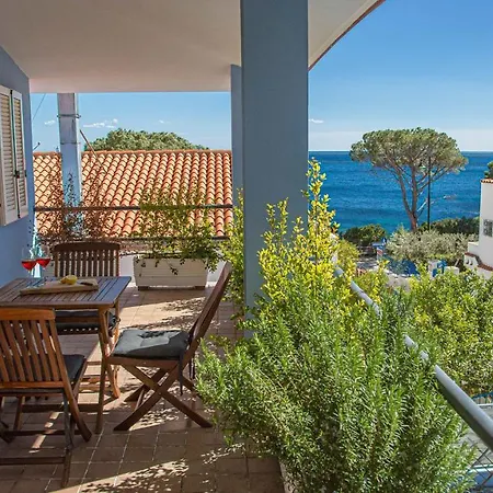 別荘 Casa Delfina, Vicinissima Al Mare Iun R1039 カーラゴノネ
